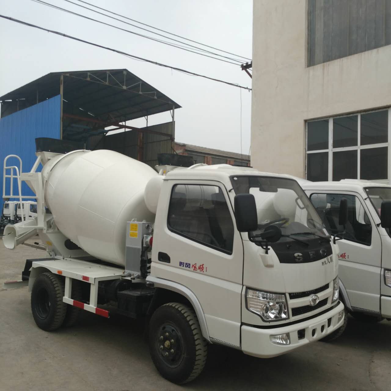小型混凝土攪拌車 小型混凝土攪拌車